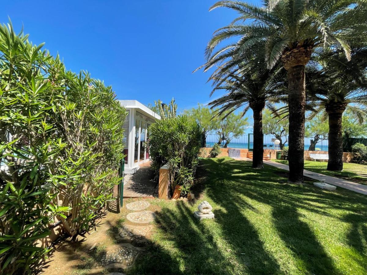 Tetom Primera Linea De Playa Dénia Exterior foto